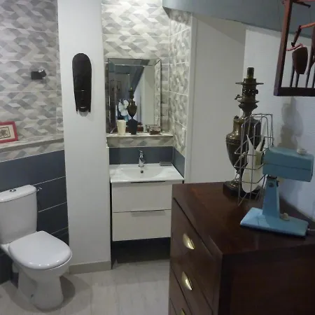Beaux Chenes Bed & Breakfast *