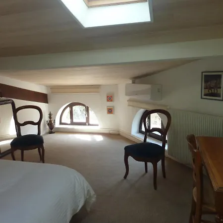 Bed & Breakfast Beaux Chenes Nerac