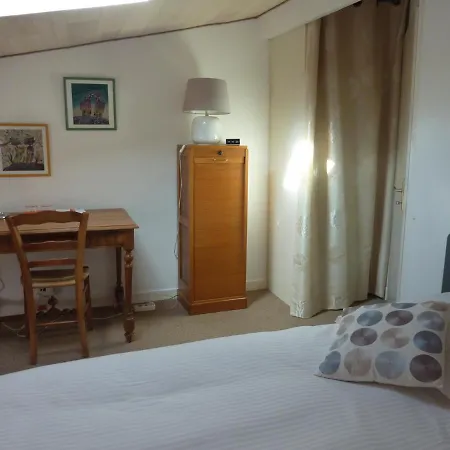 Beaux Chenes Bed & Breakfast