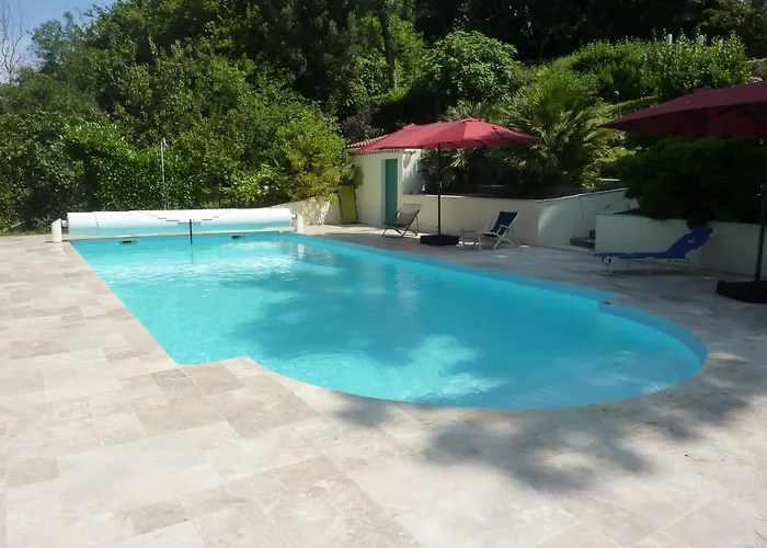 Bed and breakfast Beaux Chenes 4*