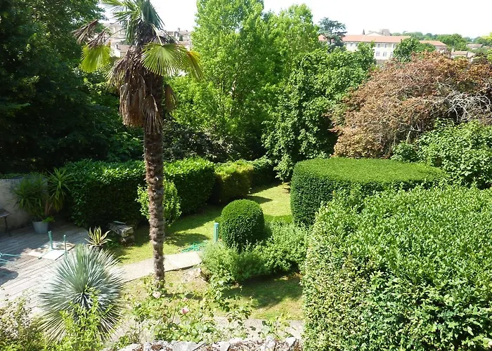 Beaux Chenes Bed and breakfast Nérac